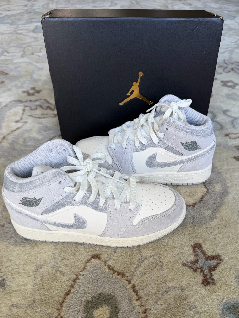 Air Jordan 1 Mid SE Craft White Grey Sail Sneakers Youth 4Y